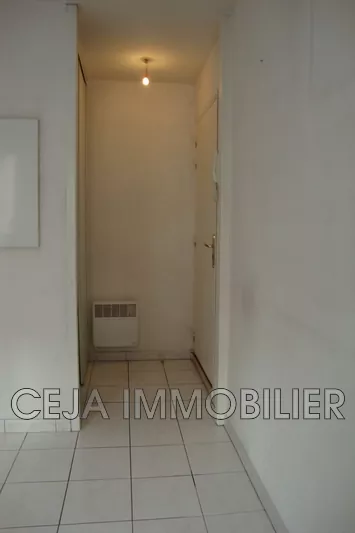 Photo n°3 - Location appartement Draguignan 83300 - 470 €