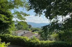 Photos Terrain à bâtir à vendre Draguignan 83300