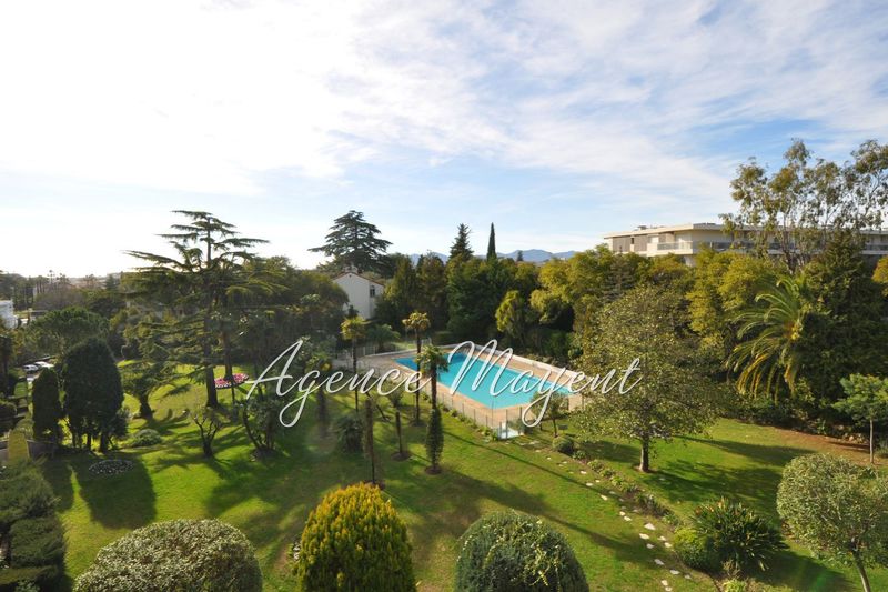 Photo Apartment Cannes Montrose, to buy apartment 3 rooms 84 m²