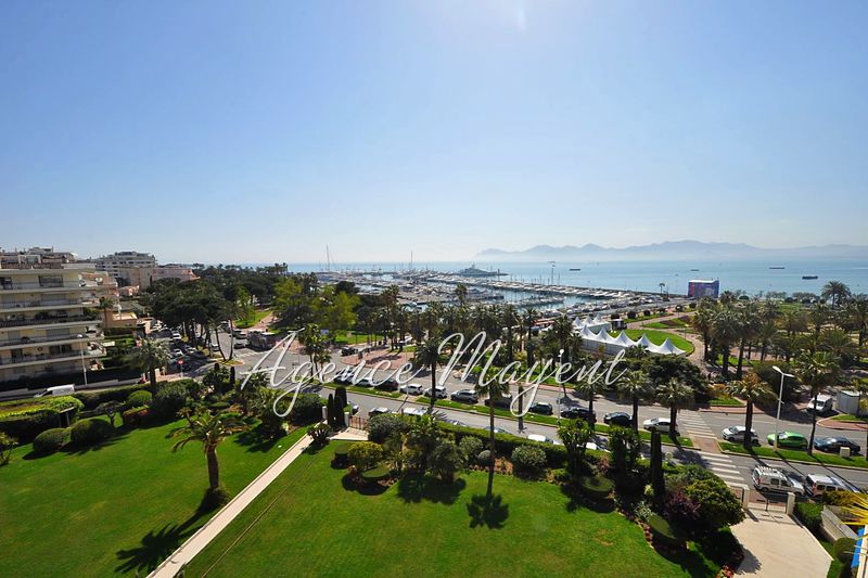Photo Apartment Cannes Croisette, to buy apartment 4 rooms 101 m²