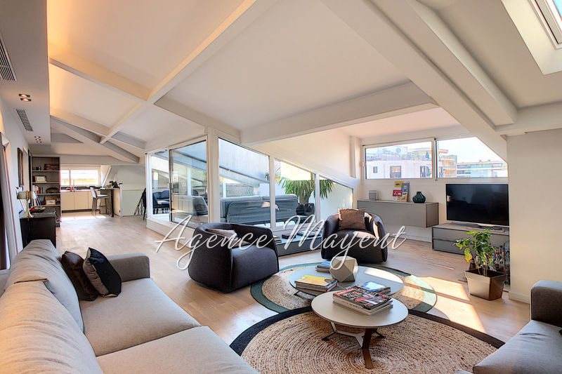 Photo Appartement Cannes Centre-ville, achat appartement 5 pièces 145 m²