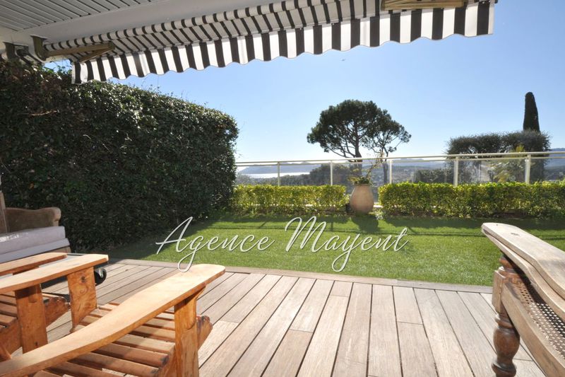Photo Appartement Le Cannet Le cannet residentiel, achat appartement 3 pièces 91 m²