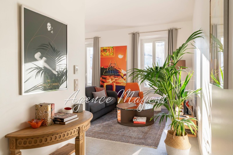 Photo Apartment Cannes Centre-ville,   to buy apartment  3 rooms   77&nbsp;m&sup2;