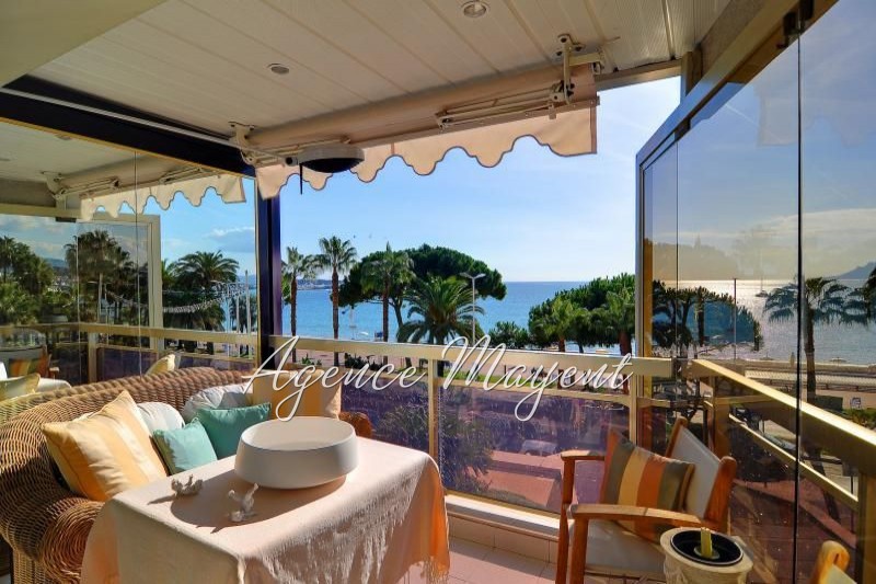 Photo Apartment Cannes Croisette,   to buy apartment  2 rooms   67&nbsp;m&sup2;