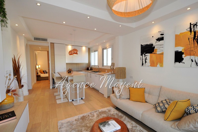 Photo Apartment Cannes Croisette,   to buy apartment  2 rooms   50&nbsp;m&sup2;