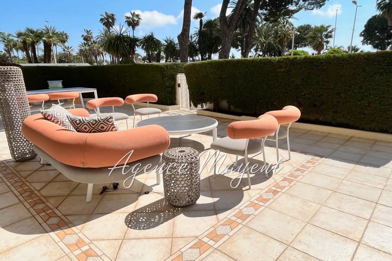 Apartment Cannes Croisette,   to buy apartment  4 rooms   130&nbsp;m&sup2;