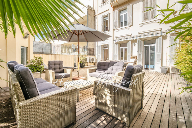 Photo Apartment Cannes Centre-ville,   to buy apartment  4 rooms   90&nbsp;m&sup2;