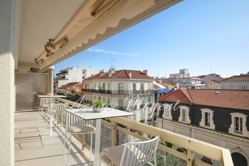 Photo Apartment Cannes Centre-ville,   to buy apartment  3 rooms   63&nbsp;m&sup2;