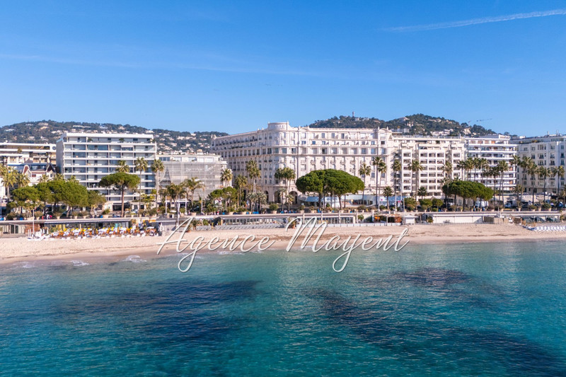Apartment Cannes Croisette,   to buy apartment  4 rooms   130&nbsp;m&sup2;