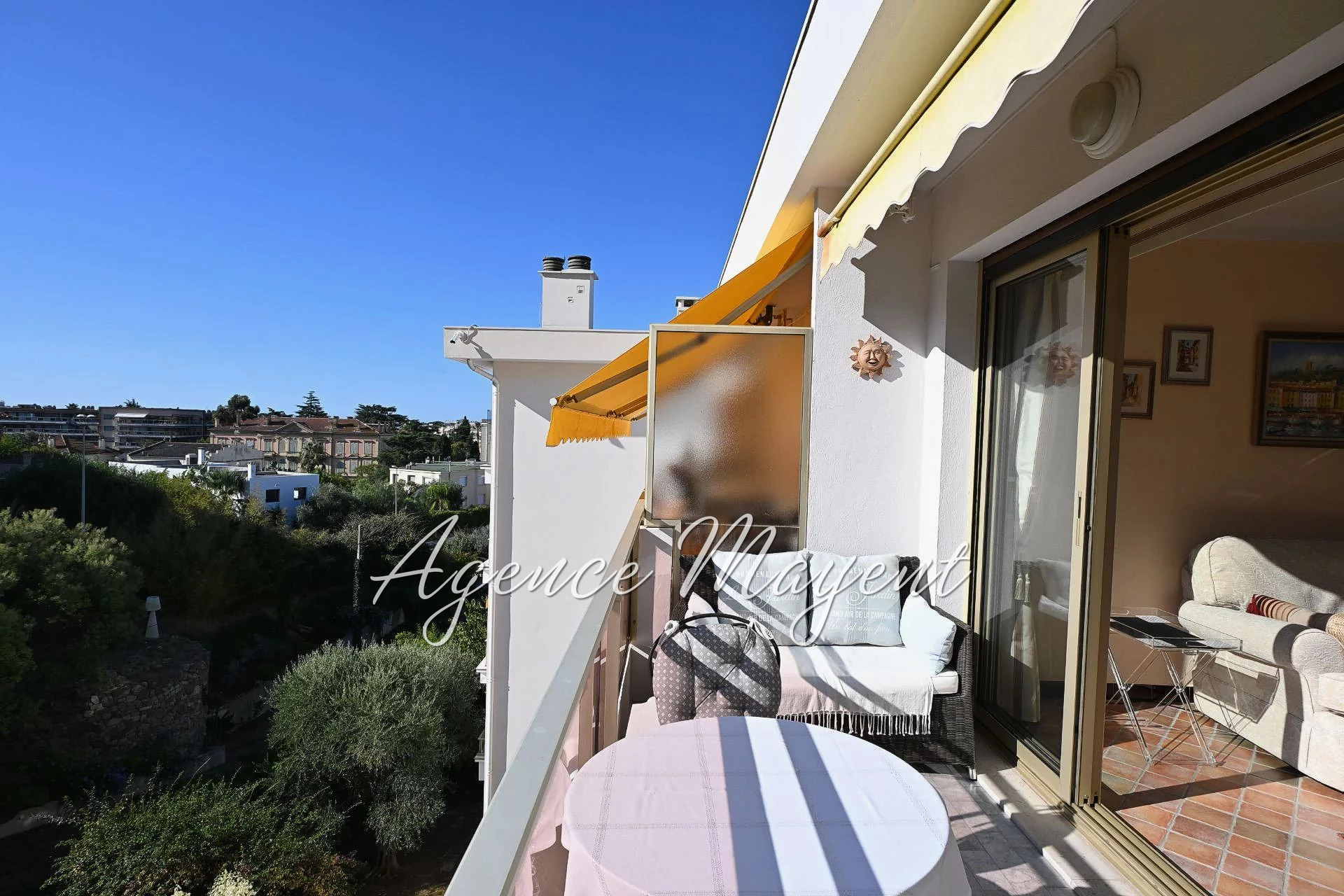 Vente Appartement 53m² à Cannes la Bocca (06150) - Agence Mayent