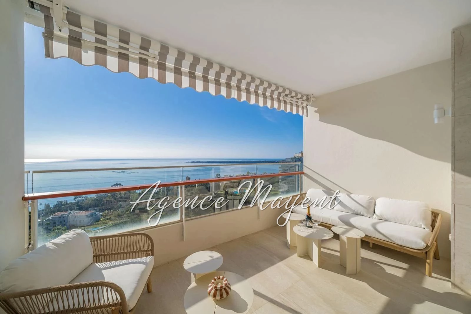 Appartement 3 pièces 84 m² · à Vallauris · 84 m² · 1 390 000 €