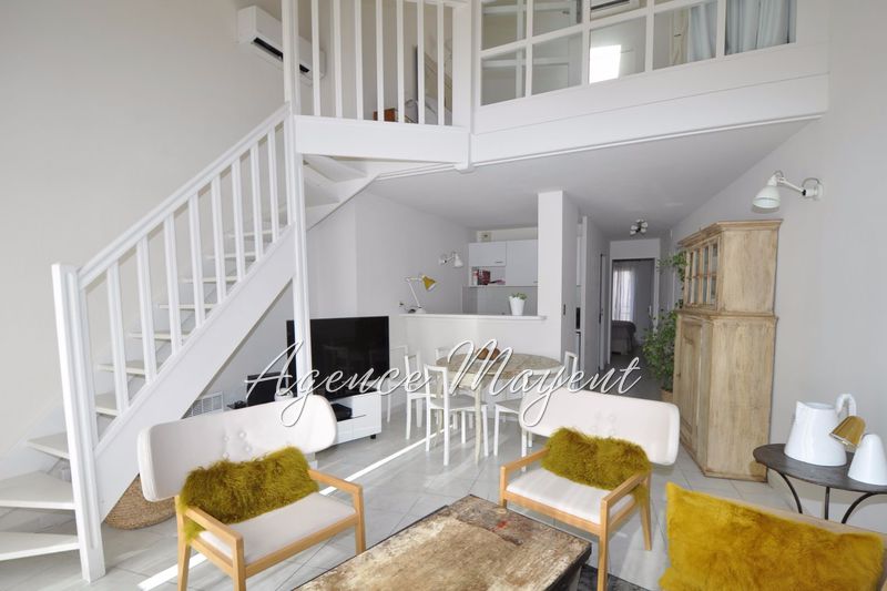 Photo Apartment Cannes Centre-ville,   to buy apartment  3 rooms   57&nbsp;m&sup2;