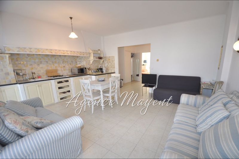 Photo Appartement Cannes Centre-ville, achat appartement 3 pièces 65 m²