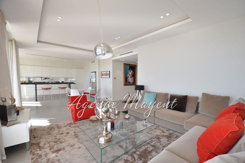 Photo Apartment Cannes Croisette, to buy apartment 4 rooms 105 m²