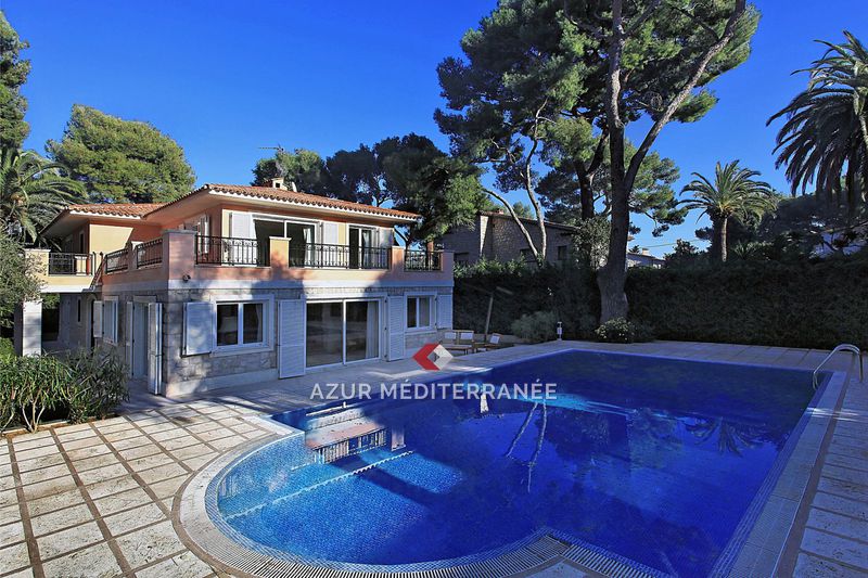 Photo Villa Saint-Jean-Cap-Ferrat Proche plages, Vacation rental villa 5 bedrooms 300 m²