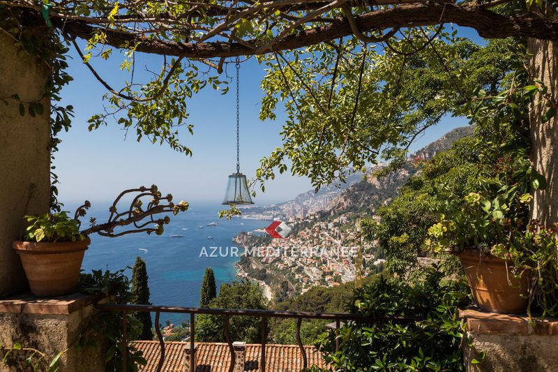 Photo Maison de village Roquebrune-Cap-Martin Village, Location saisonnière maison de village 6 chambres 420 m²