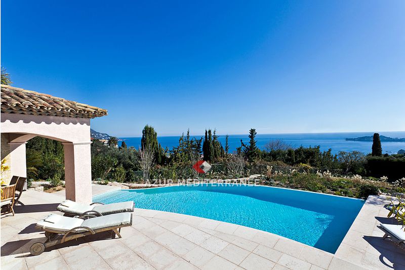 Photo Villa Beaulieu-sur-Mer Collines, Location saisonnière villa 4 chambres 235 m²