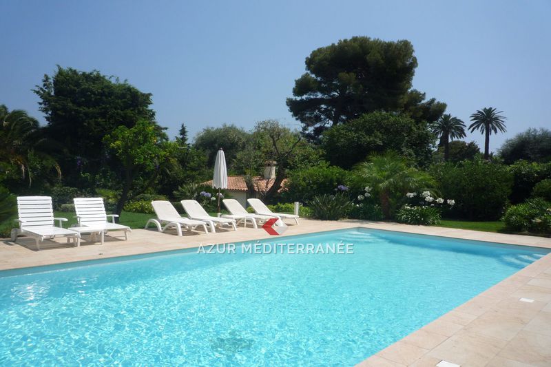 Photo Villa Saint-Jean-Cap-Ferrat Bord de mer, Location saisonnière villa 6 chambres 300 m²