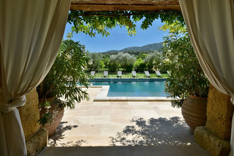 Location saisonnière mas Oppède Location saisonnière mas Oppède Mas Oppède Luberon, Location saisonnière mas 6 chambres 450 m²