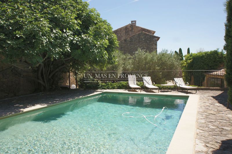 Location saisonnière maison de village Cabrières-d'Avignon Location saisonnière maison de village Cabrières-d'Avignon Maison de village Cabrières-d'Avignon Luberon, Location saisonnière maison de village 4 chambres 230 m²