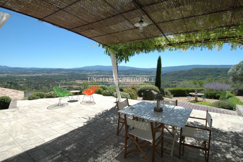 Location saisonnière maison de village Gordes Location saisonnière maison de village Gordes Maison de village Gordes Luberon, Location saisonnière maison de village 4 chambres 210 m²