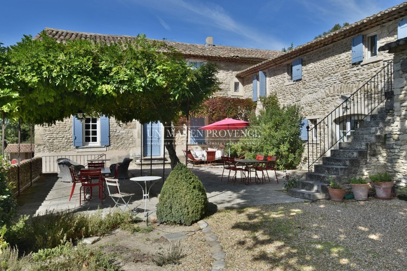 Location saisonnière propriété Gordes Location saisonnière propriété Gordes Propriété Gordes Luberon, Location saisonnière propriété 3 chambres 180 m²