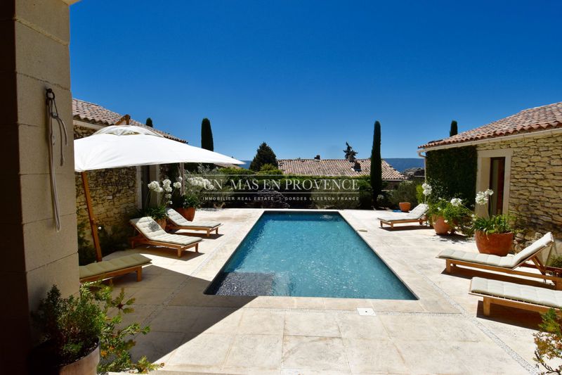 Location saisonnière maison de village Gordes Location saisonnière maison de village Gordes Maison de village Gordes Luberon, Location saisonnière maison de village 3 chambres 300 m²