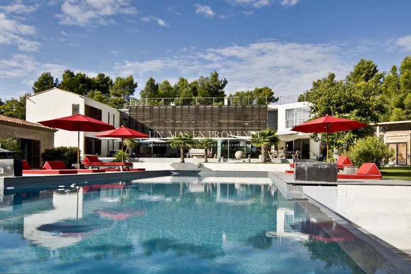 Location saisonnière maison contemporaine Aix-en-Provence Location saisonnière maison contemporaine Aix-en-Provence Contemporary house Aix-en-Provence Pays d'aix, Location saisonnière contemporary house 6 bedrooms