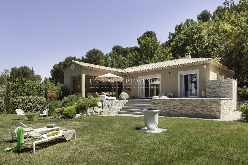 Location saisonnière maison Pernes-les-Fontaines Location saisonnière maison Pernes-les-Fontaines Maison Pernes-les-Fontaines Pays du ventoux, Location saisonnière maison 3 chambres 150 m²