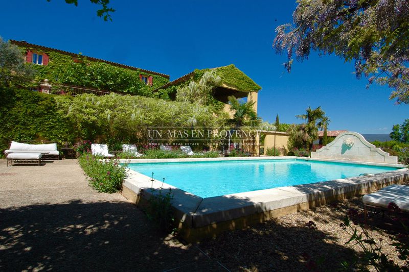 Location saisonnière propriété Roussillon Location saisonnière propriété Roussillon Propriété Roussillon Luberon, Location saisonnière propriété 6 chambres