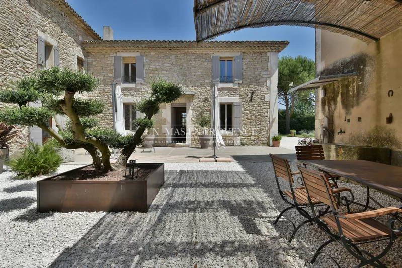 Location saisonnière mas Ménerbes  Farmhouse Ménerbes Luberon,  Vacation rental farmhouse  4 bedrooms   180&nbsp;m&sup2;