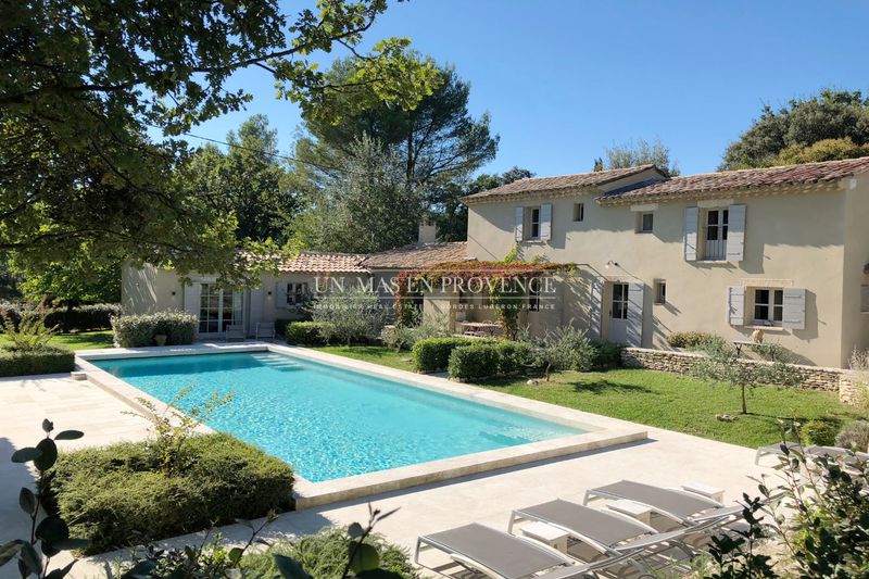 Location saisonnière mas L'Isle-sur-la-Sorgue Location saisonnière mas L'Isle-sur-la-Sorgue Mas L'Isle-sur-la-Sorgue Pays des sorgues, Location saisonnière mas 4 chambres 150 m²
