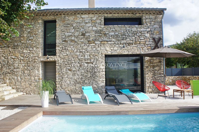 Location saisonnière bergerie Saint-Martin-de-Castillon Location saisonnière bergerie Saint-Martin-de-Castillon Bergerie Saint-Martin-de-Castillon Luberon, Location saisonnière bergerie 2 chambres 130 m²