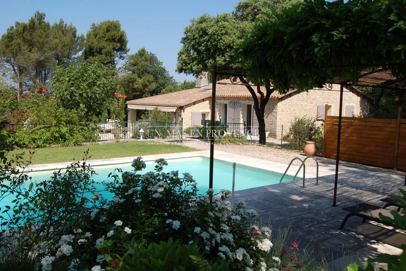 Location saisonnière villa provençale Ménerbes Location saisonnière villa provençale Ménerbes Villa provençale Ménerbes Luberon, Location saisonnière villa provençale 3 chambres 160 m²