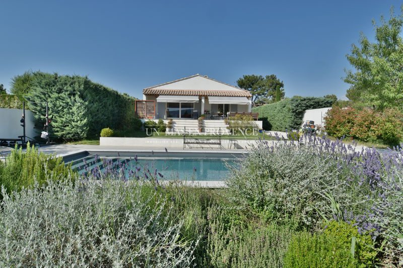 Location saisonnière villa provençale Cabrières-d'Avignon Location saisonnière villa provençale Cabrières-d'Avignon Villa provençale Cabrières-d'Avignon Luberon, Location saisonnière villa provençale 2 chambres 135 m²