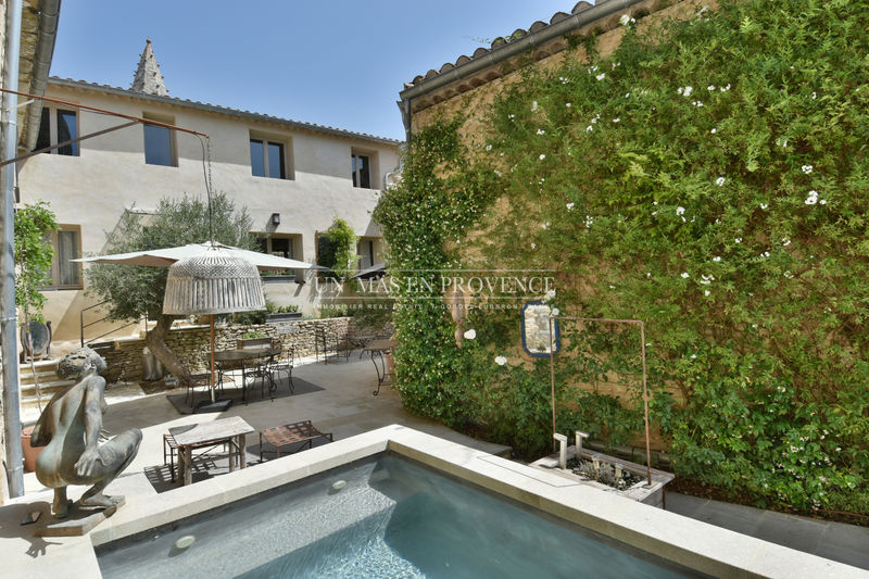 Location saisonnière maison de village Cabrières-d'Avignon Location saisonnière maison de village Cabrières-d'Avignon Maison de village Cabrières-d'Avignon Luberon, Location saisonnière maison de village