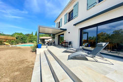 Location saisonnière maison contemporaine Cabrières-d'Avignon  