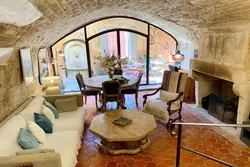 Location saisonnière maison de village Bonnieux  