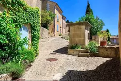Location saisonnière maison de village Bonnieux  