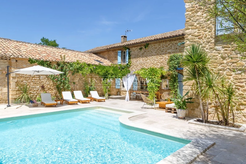 Location saisonnière mas Maubec  Farmhouse Maubec Luberon,  Vacation rental farmhouse  4 bedrooms   230&nbsp;m&sup2;