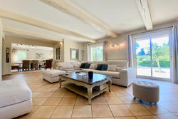 Location saisonnière villa Cheval-Blanc  