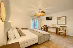 Location saisonnière villa provençale Murs  