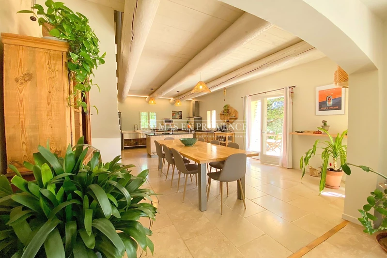 Location saisonnière maison en pierre Gordes  