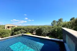 Location saisonnière maison en pierre Gordes  