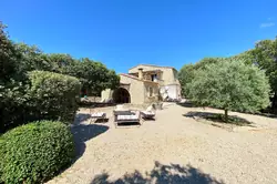 Location saisonnière maison en pierre Gordes  
