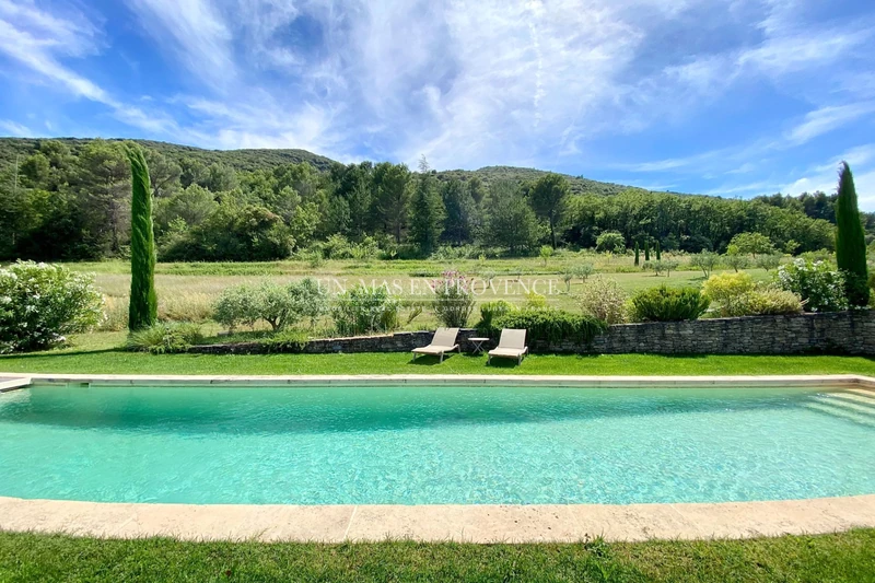 Location saisonnière mas Bonnieux Location saisonnière mas Bonnieux Farmhouse Bonnieux Luberon, Vacation rental farmhouse 5 bedrooms 300 m²