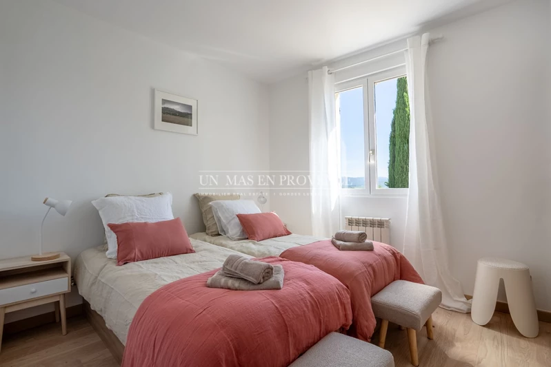 Location saisonnière maison Maubec  