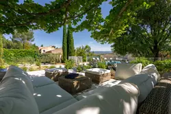 Location saisonnière maison Maubec Location saisonnière maison Maubec