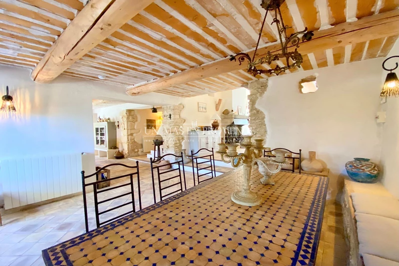 Location saisonnière ancienne bergerie Lacoste  