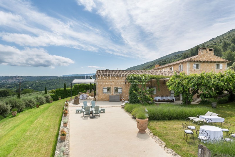 Location saisonnière mas Bonnieux Location saisonnière mas Bonnieux Farmhouse Bonnieux Provence, Vacation rental farmhouse 4 bedrooms 300 m²
